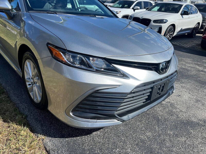 2022 Toyota Camry LE