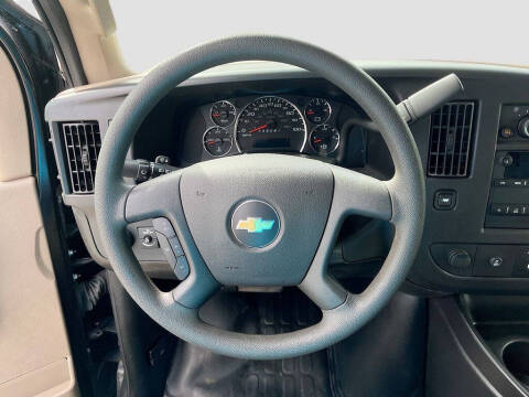 2024 Chevrolet Express 2500