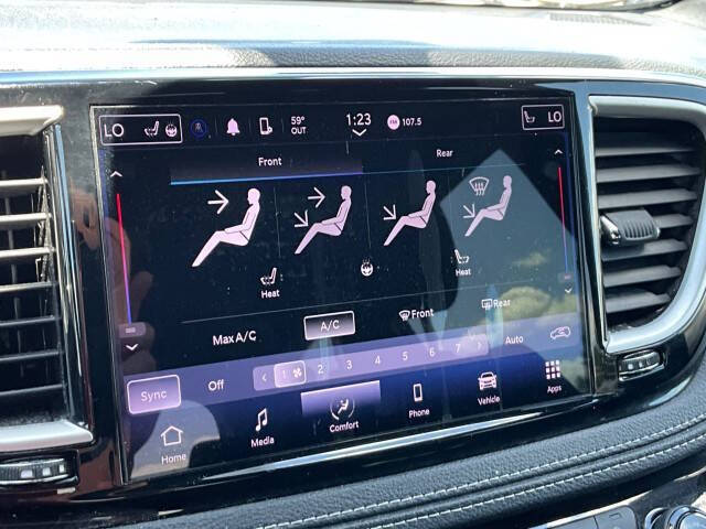 2023 Chrysler Pacifica Touring