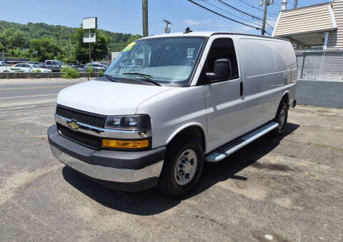 2023 Chevrolet Express 2500