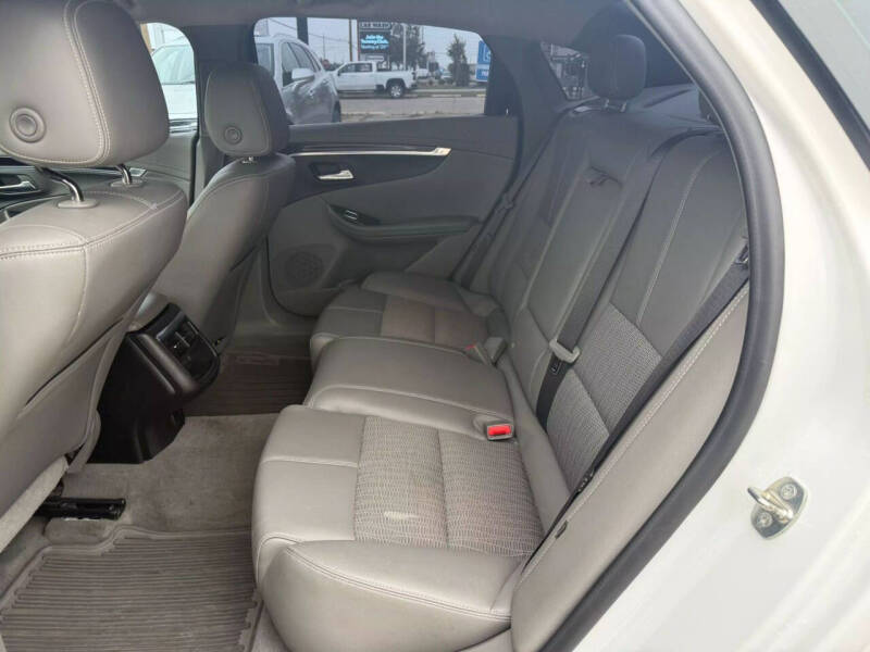 2017 Chevrolet Impala LT