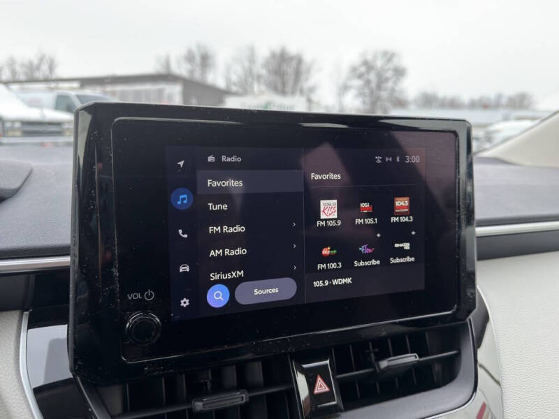 2025 Toyota Corolla Hybrid LE