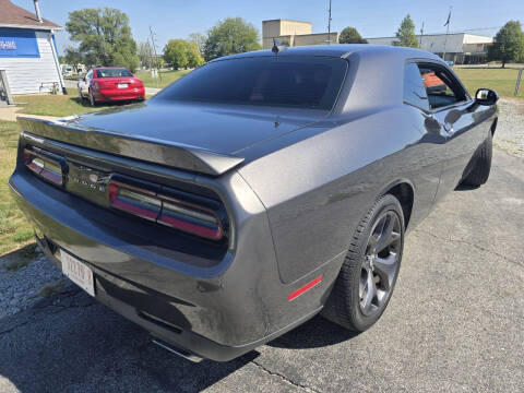 2018 Dodge Challenger SXT Plus