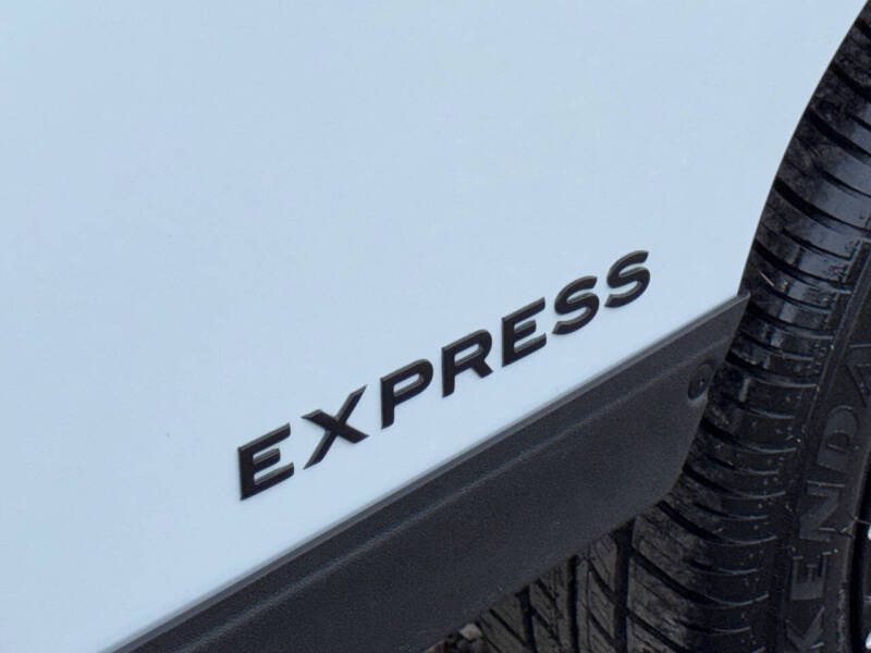 2026 E-Z-GO EXPRESS S4 EFI Gas Summit XT L