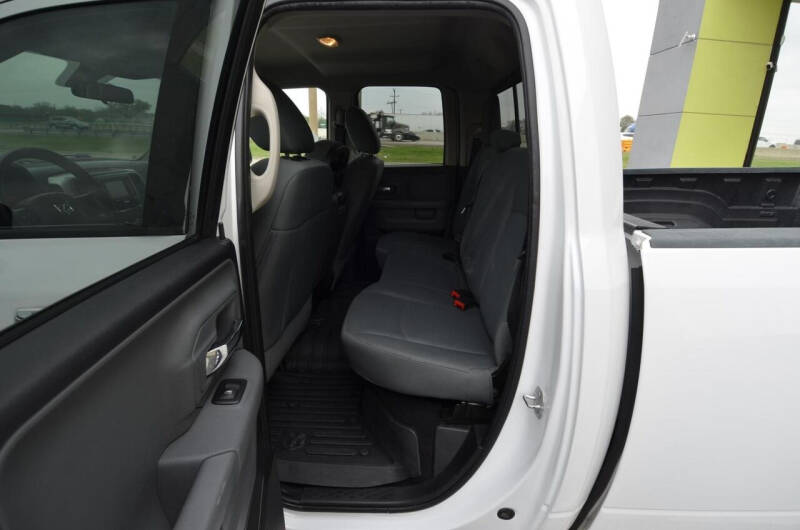 2017 RAM 1500 SLT