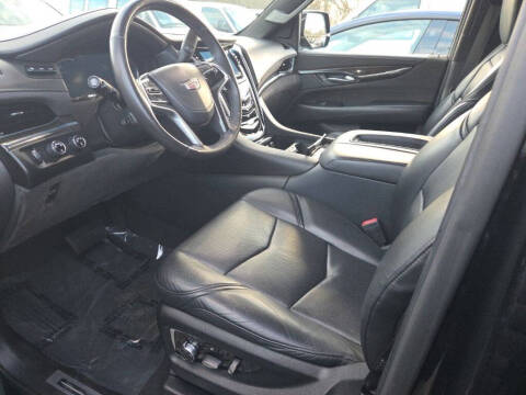 2019 Cadillac Escalade Platinum