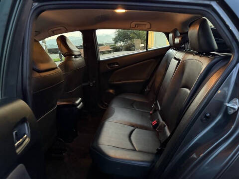 2016 Toyota Prius Three Touring