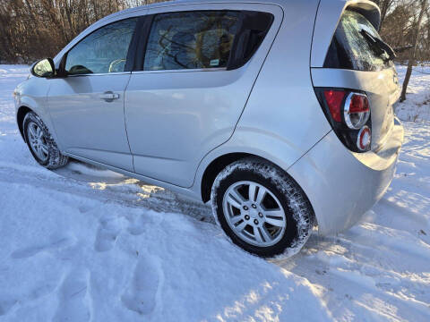 2014 Chevrolet Sonic LT Manual