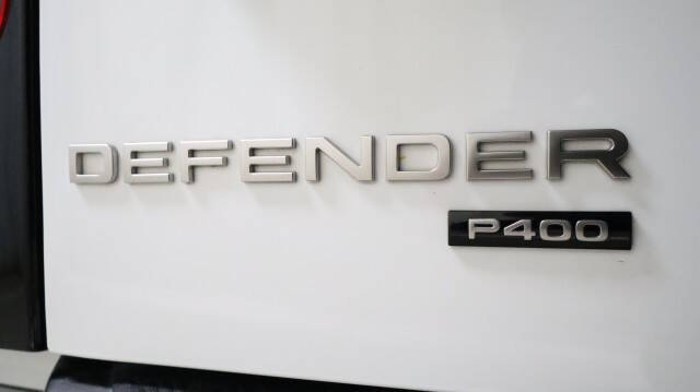 2023 Land Rover Defender 110 SE
