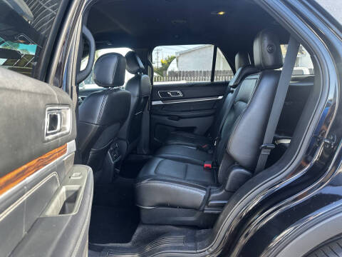 2017 Ford Explorer Limited