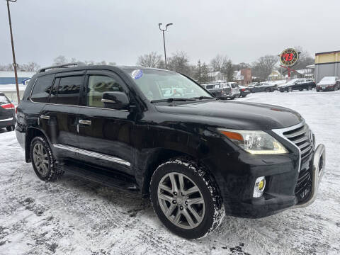 2014 Lexus LX 570