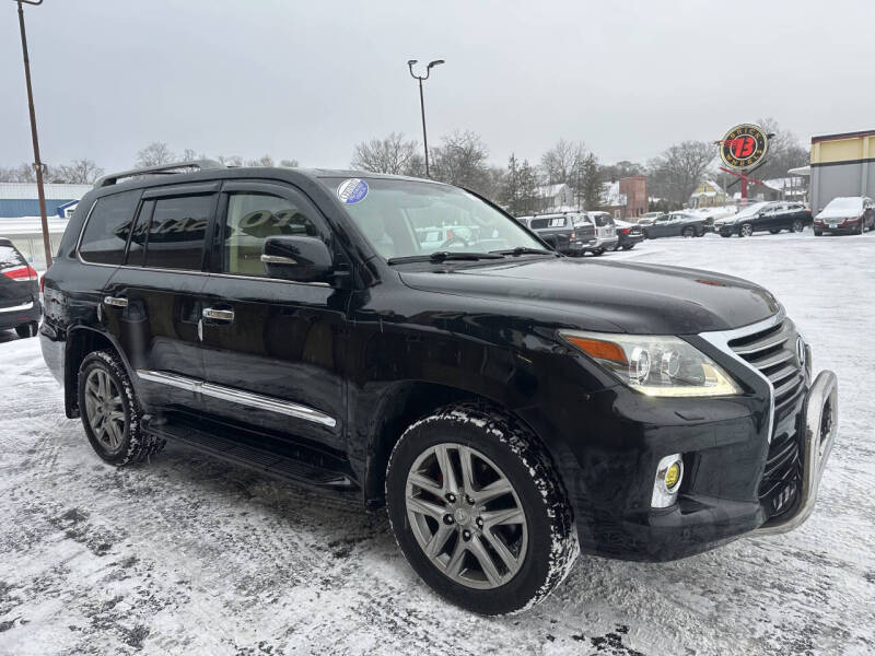 2014 Lexus LX 570