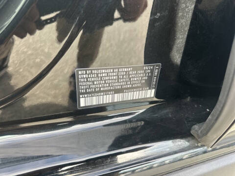 2024 Volkswagen Golf GTI SE