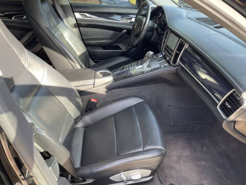 2014 Porsche Panamera 4S