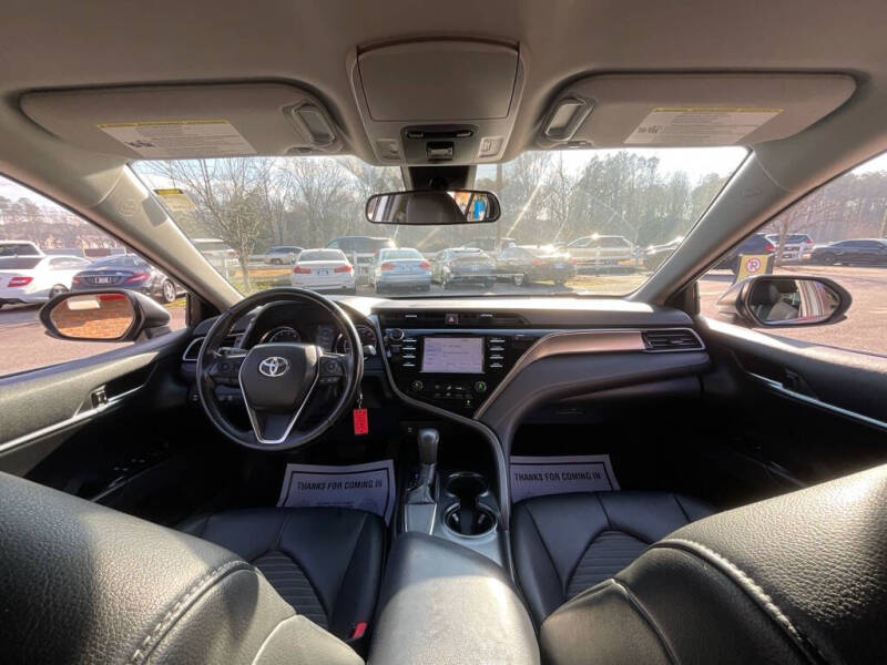 2019 Toyota Camry SE