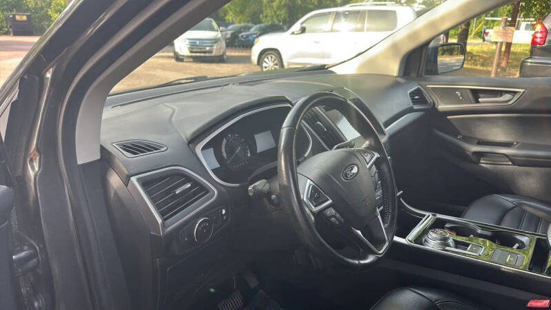 2019 Ford Edge SEL