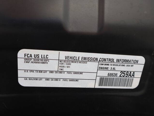 2024 Chrysler Pacifica Touring L