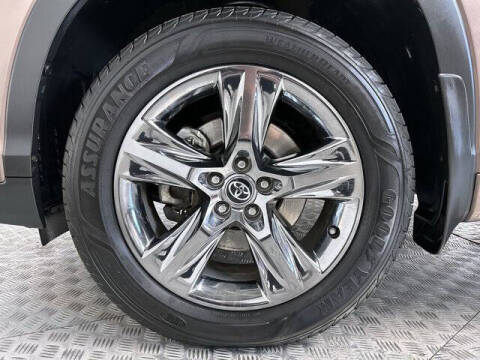 2017 Toyota Highlander Limited Platinum