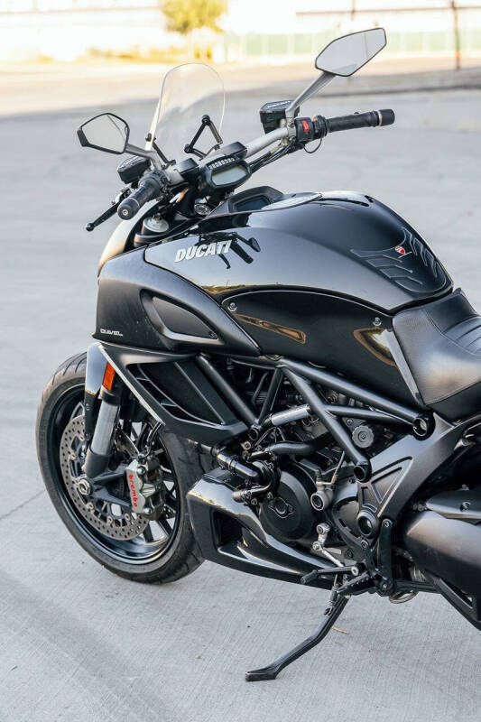 2011 Ducati Diavel