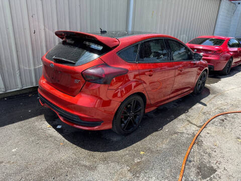 2018 Ford Focus ST