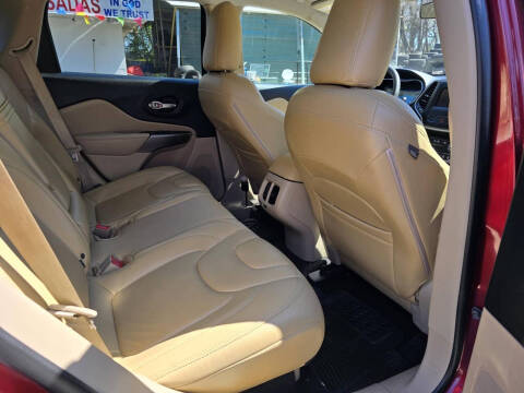 2019 Jeep Cherokee Latitude