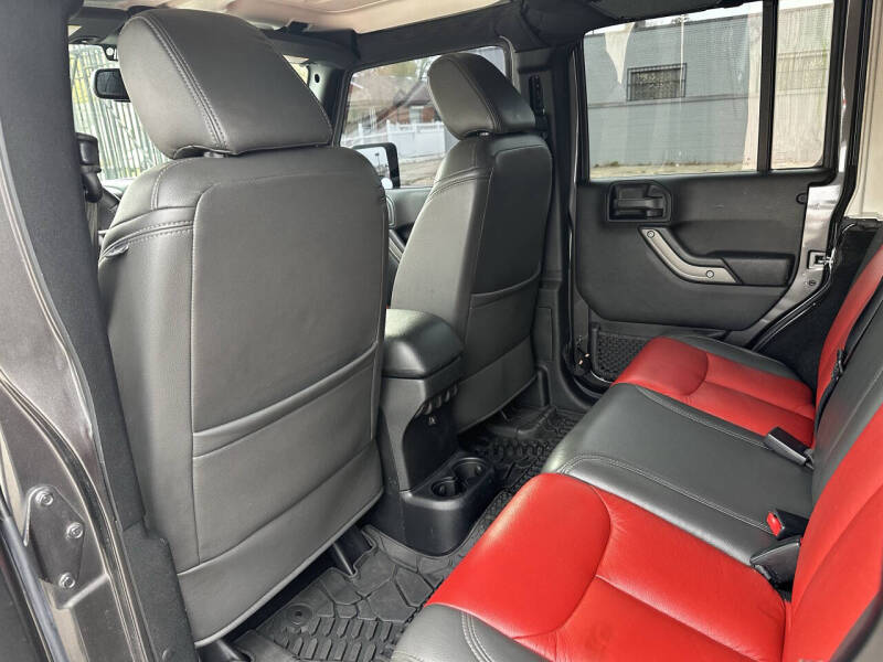 2017 Jeep Wrangler Unlimited Sport S