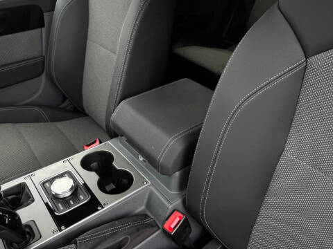 2024 Ineos Grenadier Trialmaster