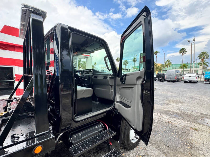 2023 International MV607