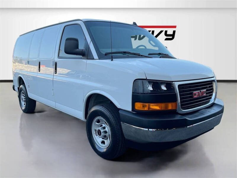 2024 GMC Savana 2500