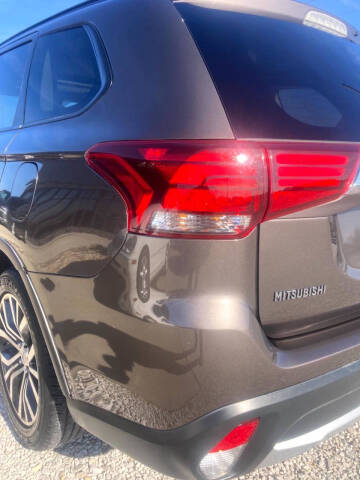 2016 Mitsubishi Outlander SEL