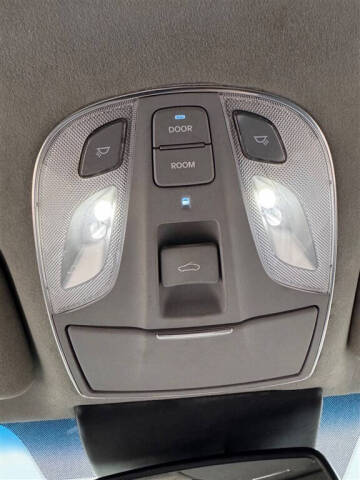 2012 Hyundai Equus