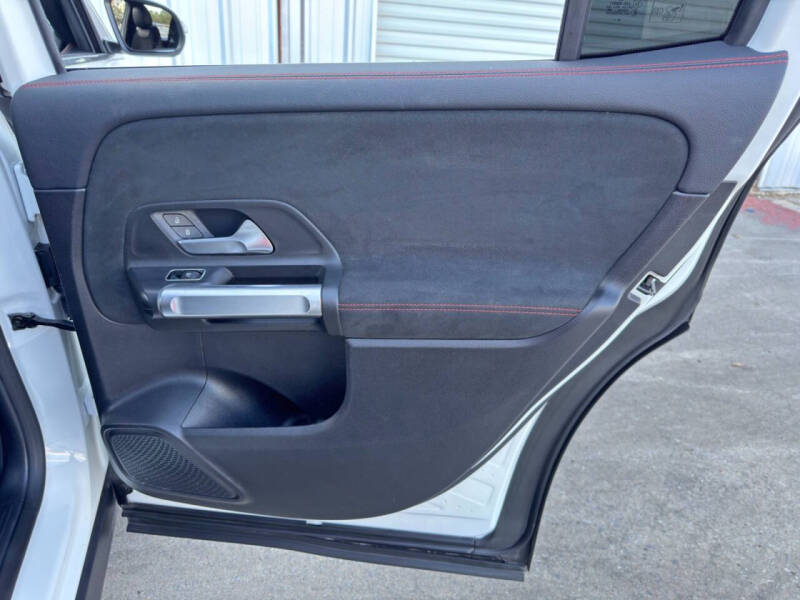 2021 Mercedes-Benz GLB GLB 250 4MATIC