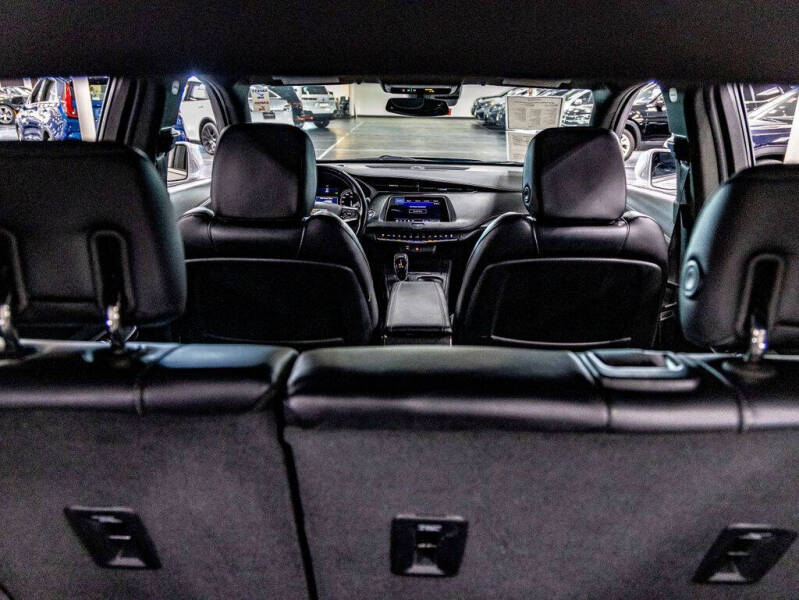 2020 Cadillac XT4 Premium Luxury