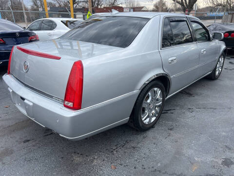 2011 Cadillac DTS Platinum Collection