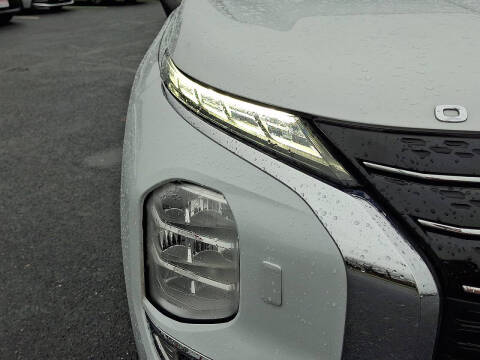 2024 Mitsubishi Outlander SEL