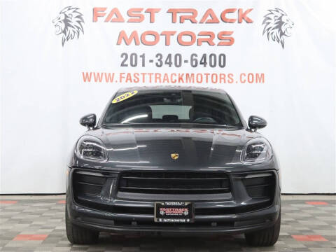 2022 Porsche Macan