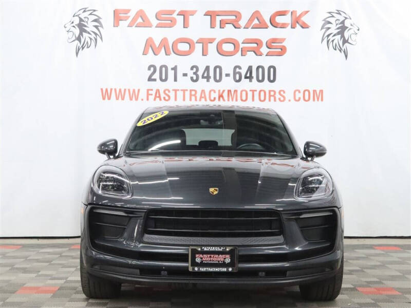 2022 Porsche Macan