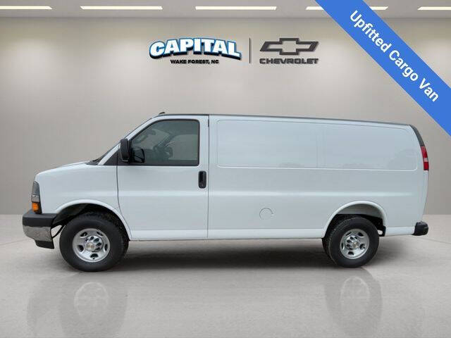 2025 Chevrolet Express 2500