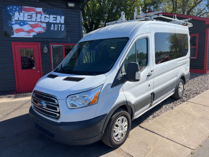 2019 Ford Transit Passenger Van XLT's photo