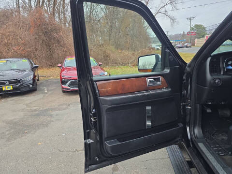2017 Lincoln Navigator Select