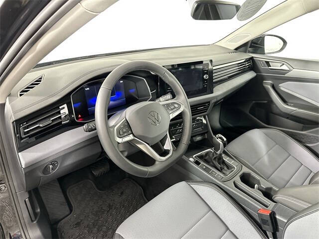 2025 Volkswagen Jetta SE