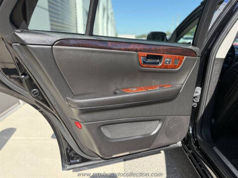 2011 Cadillac DTS Premium Collection