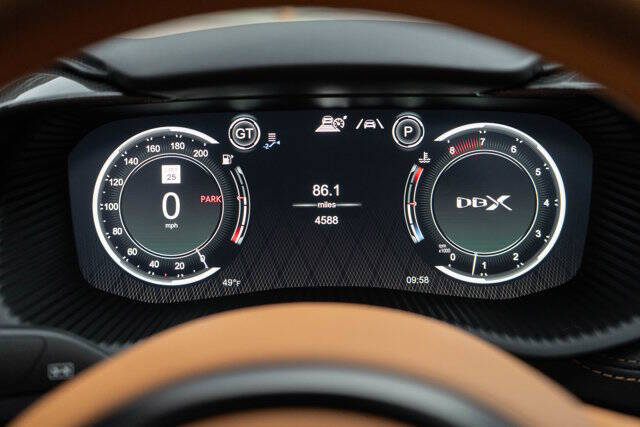 2024 Aston Martin DBX 707