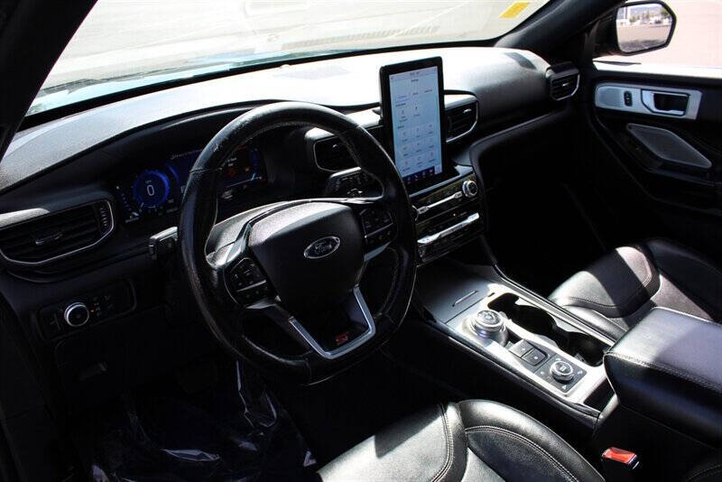 2022 Ford Explorer ST