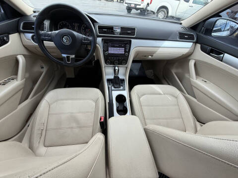 2013 Volkswagen Passat SE PZEV