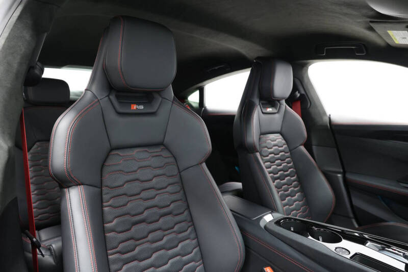 2022 Audi RS e-tron GT quattro