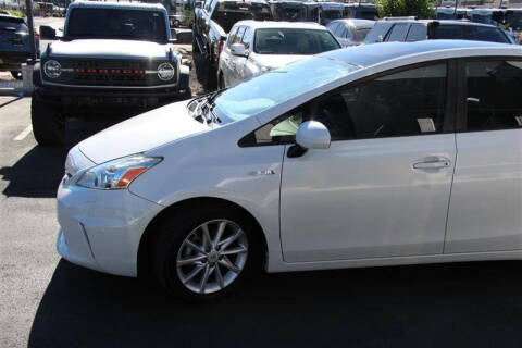 2012 Toyota Prius v Five
