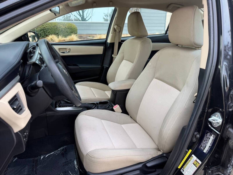 2015 Toyota Corolla LE