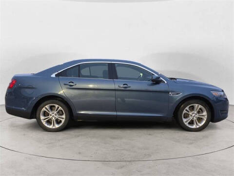 2018 Ford Taurus SEL