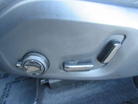 2020 Volvo XC60 T8 eAWD Inscription